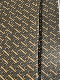 Armadio di modello Groove now in vetro con sconto -30% Armadi