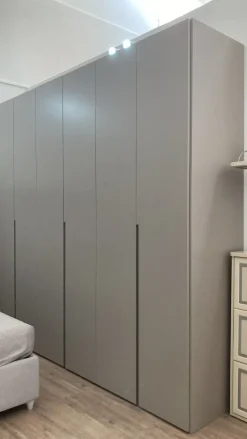 Online Armadio di modello Filo 1200 in laminato opaco con sconto -19% Armadi