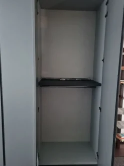 Outlet Armadio di modello Nastro in laminato materico con sconto -31% Armadi