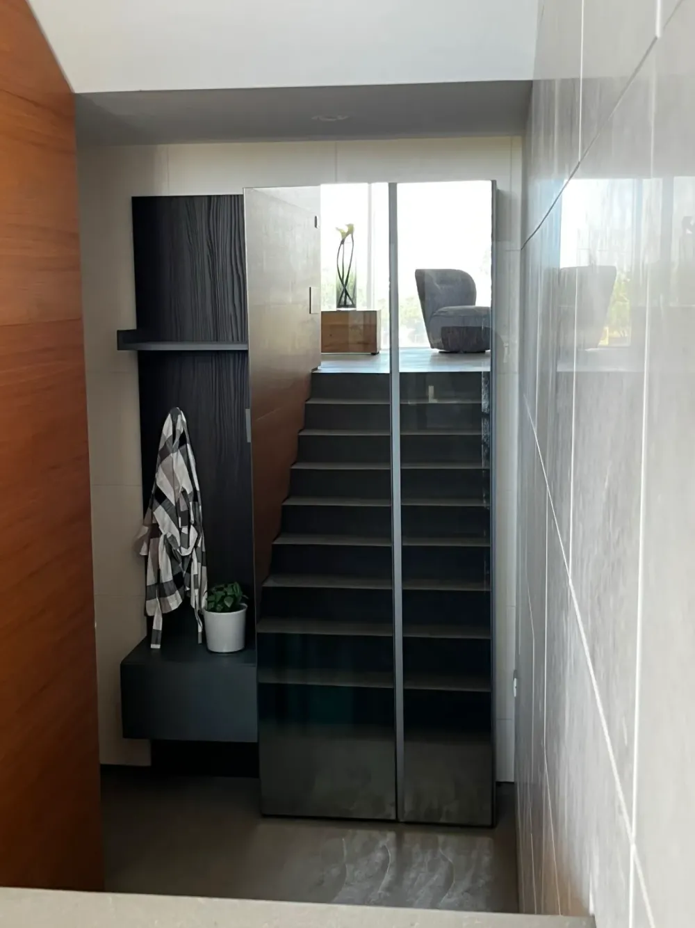 Armadio Entratina realizzato in laccato opaco di scontato -25%^Alf Da Fre