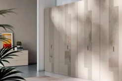 Orme Armadio Figur realizzato in vetro di scontato -32%- Armadi