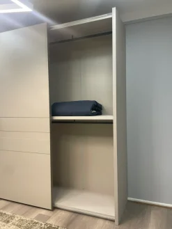 Corso Armadio Fiocco con ante scorrevoli SCONTATO a PREZZI OUTLET- Armadi