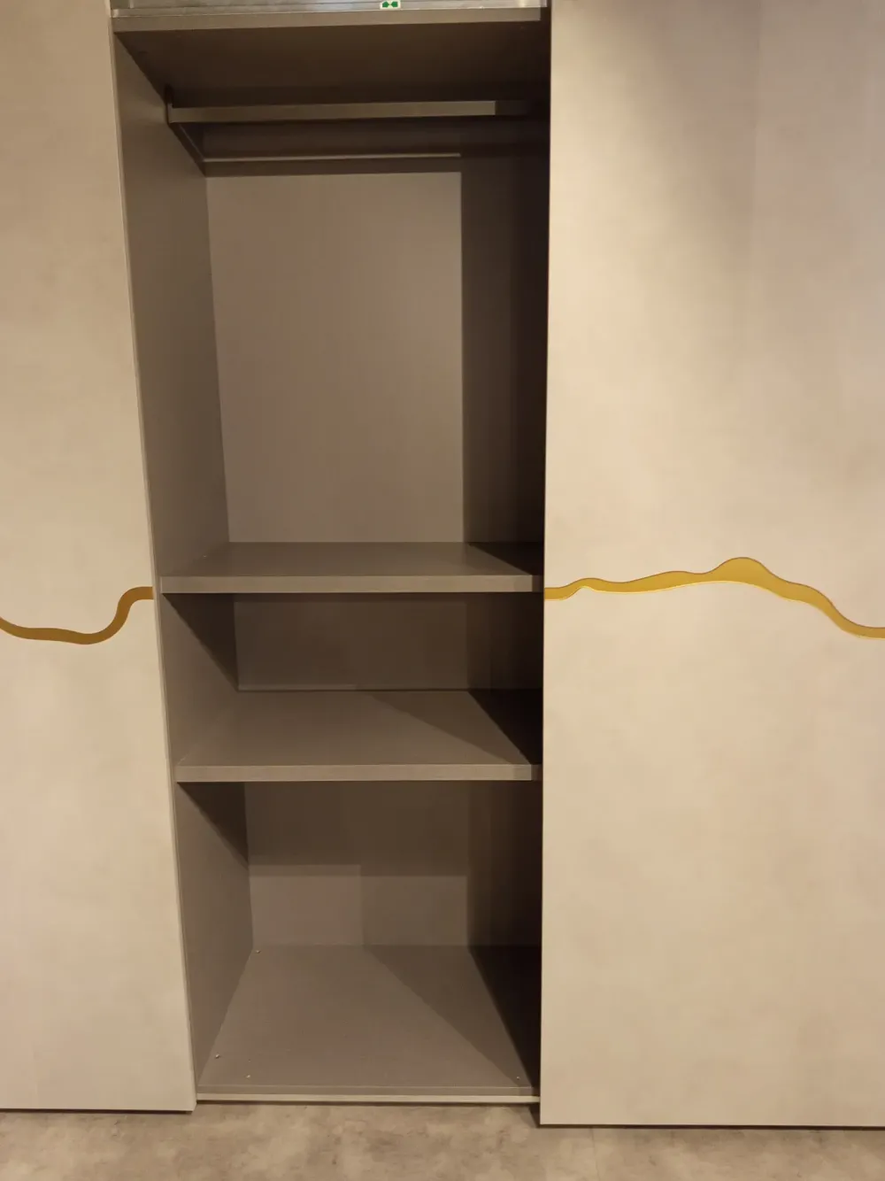 Armadio Flash realizzato in laminato opaco di scontato -53%^Maronese ACF Outlet