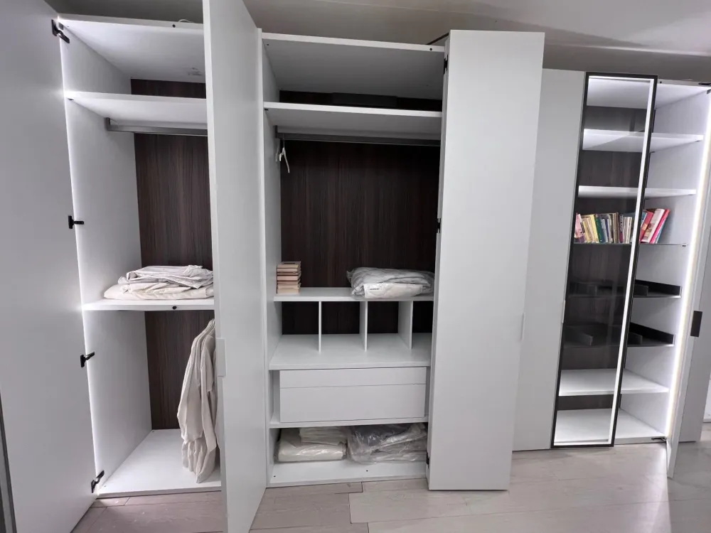 Best Armadio Freedhome a cinque ante a prezzo scontato Armadi