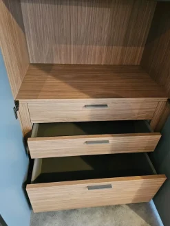 Tomasella Armadio in laccato opaco Gola metropolis  a marchio scontato -43%- Armadi