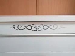 Discount Armadio in laccato opaco Lorenzo a marchio scontato -46% Armadi