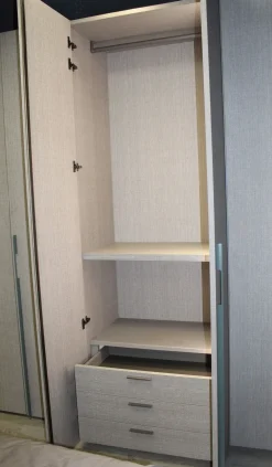 Hot Armadio Leila a cinque ante a prezzo scontato Armadi