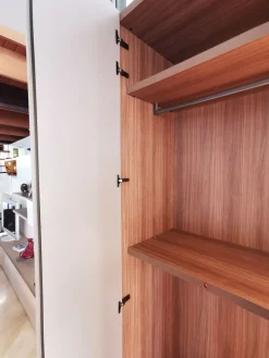 New Armadio Milano a sei ante a prezzo scontato Armadi