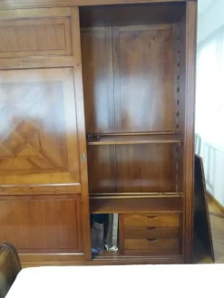 Armadio Modello i solisti realizzato in legno di scontato -44%^Artigianale Online