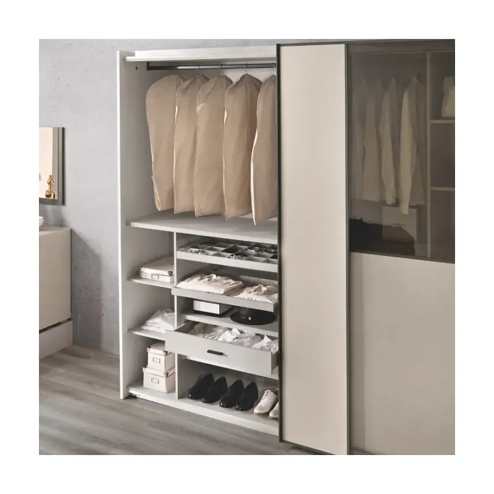 Gierre Mobili Armadio moderno Armadio mod.mood a 2 ante-scorrevoli-maxi con riquadri a specchio bronzato con un ribasso imperdibile- Armadi