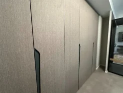 Outlet Armadio moderno Drop di a PREZZO OUTLET -40% Armadi