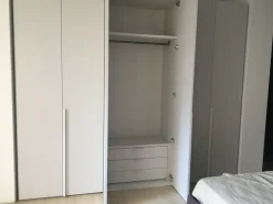 Best Armadio anta liscia realizzato in laminato opaco di scontato -39% Armadi