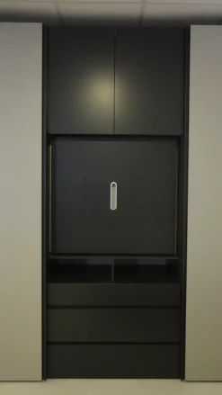 Sale Armadio Odeon di A PREZZO SCONTATO 35% Armadi