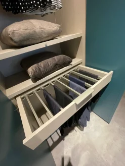 Outlet Armadio Text realizzato in laccato opaco di scontato -40% Armadi