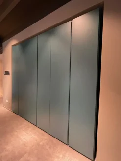 Outlet Armadio Text realizzato in laccato opaco di scontato -40% Armadi