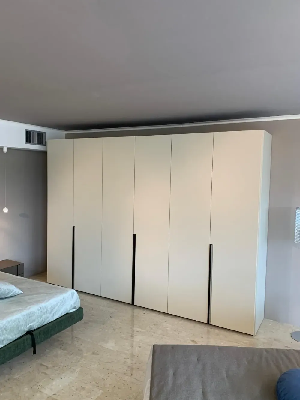 ARMADIO Tratto di in OFFERTA OUTLET Armadi