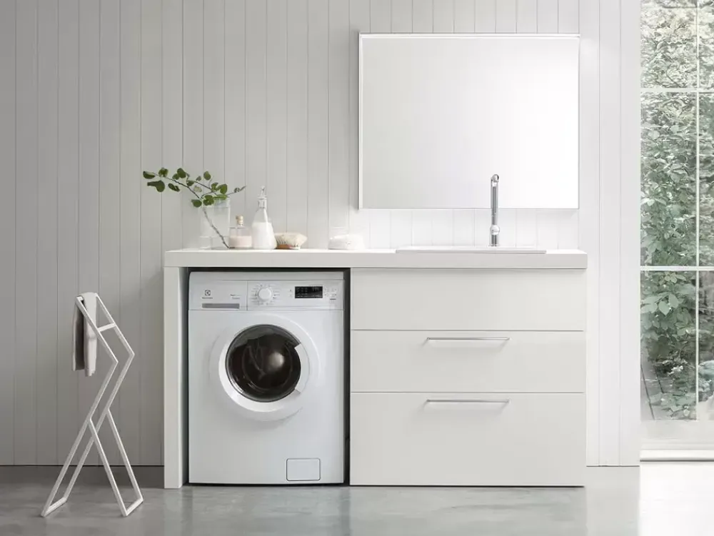 Arredamento bagno: mobile 07 a prezzo scontato^Artigianale