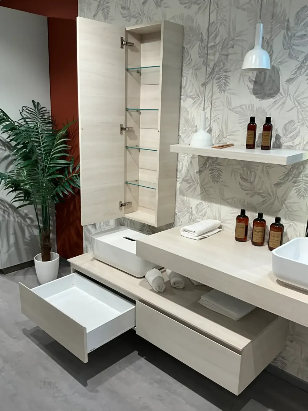 Scavolini Arredamento bagno: mobile Rivo a prezzi outlet- Mobili Bagno Sospeso