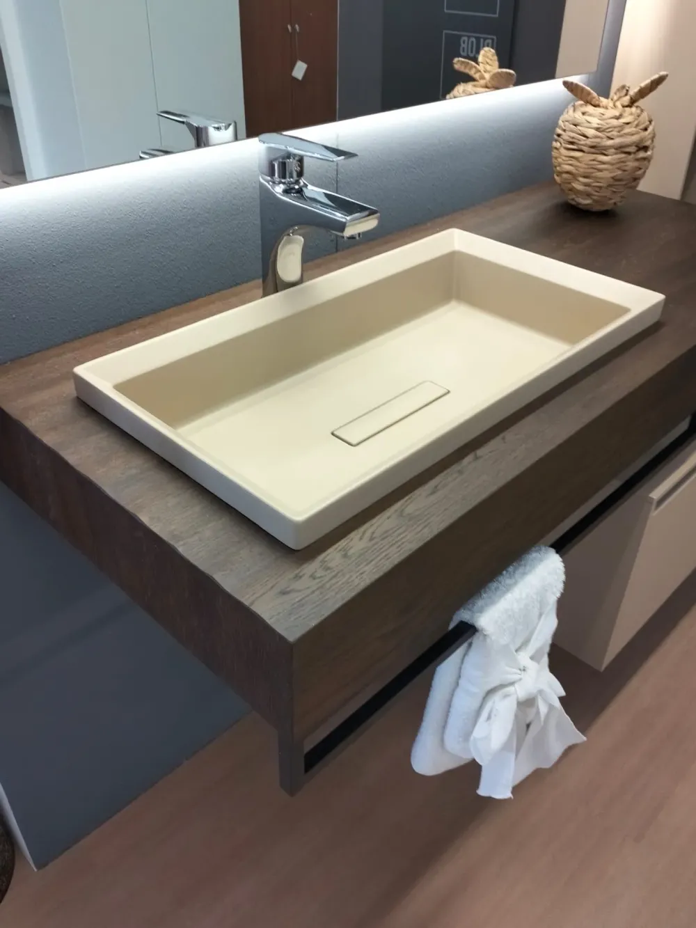 Ideagroup ARREDO BAGNO : mobile SCONTATO in OFFERTA OUTLET - 37%- Mobili Bagno Sospeso