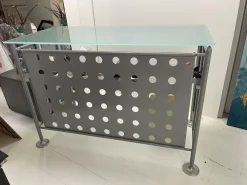 Medea Bancone per reception modello Reception  sero disegno in metallo ad un prezzo speciale- Arredo Ufficio