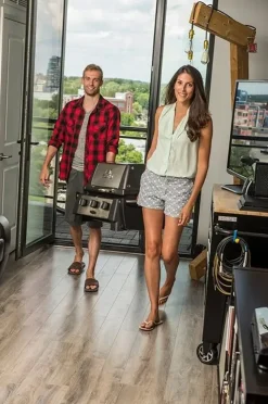 Barbecue modello Porta-chef 320 a marchio a prezzi outlet^Broil King Outlet