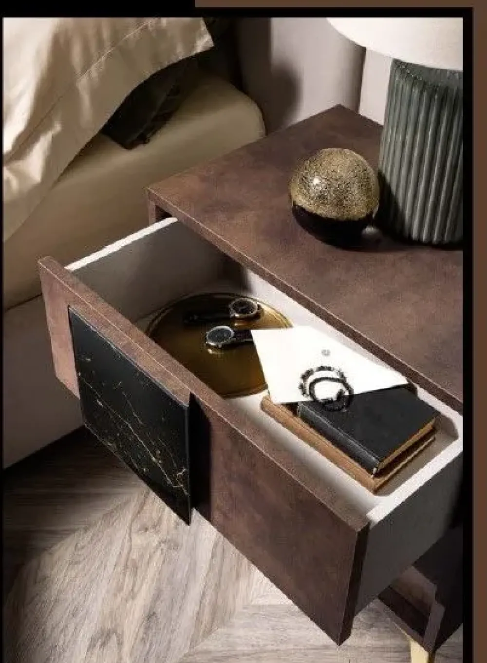 Mobilpiu Camera da letto Grazia effetto marmo in legno a prezzo Outlet- Camere Da Letto