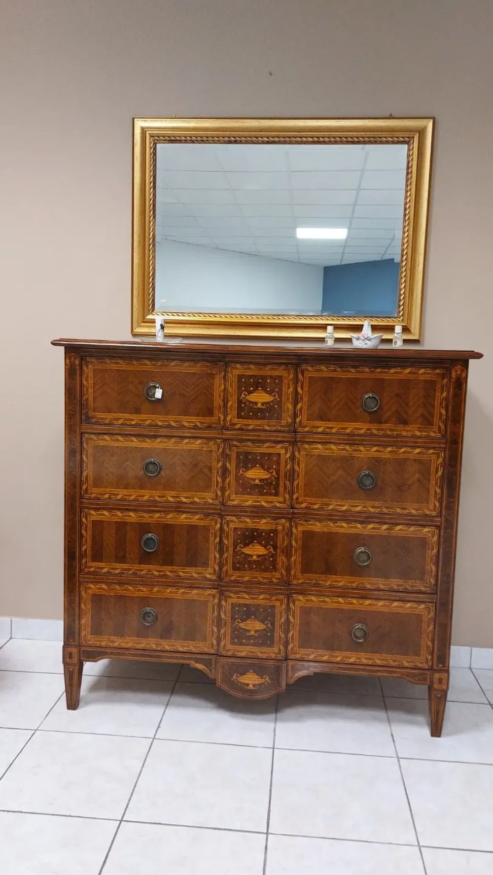 Artigianale Camera da letto in legno , luci e dettagli preziosi a prezzo scontato.- Camere Da Letto