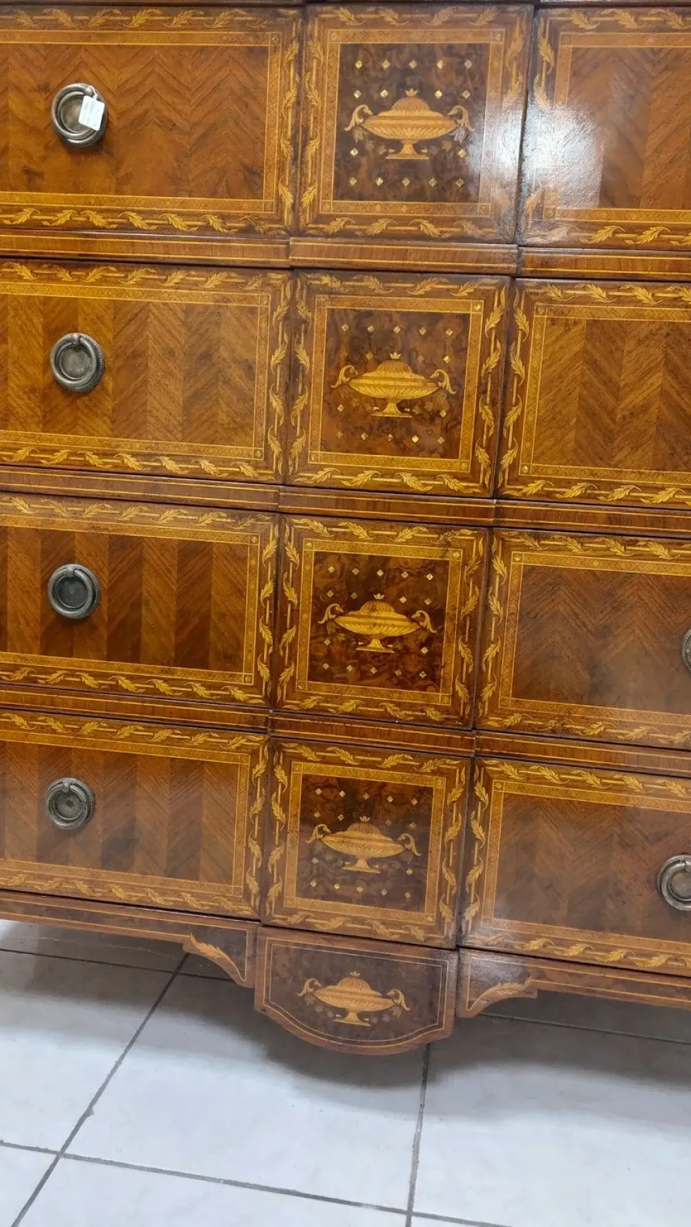 Artigianale Camera da letto in legno , luci e dettagli preziosi a prezzo scontato.- Camere Da Letto