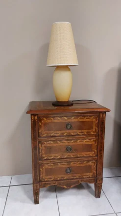 Artigianale Camera da letto in legno , luci e dettagli preziosi a prezzo scontato.- Camere Da Letto