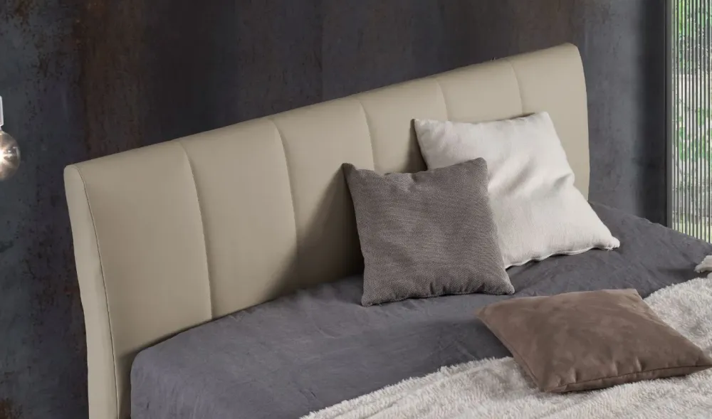 Excò Camera da letto Letto matrimoniale mod.liam in prosconto del 50% in ecopelle a prezzo scontato- Camere Da Letto