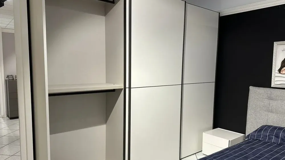 La casa moderna Camera da letto Mood in laccato opaco in Offerta Outlet- Camere Da Letto