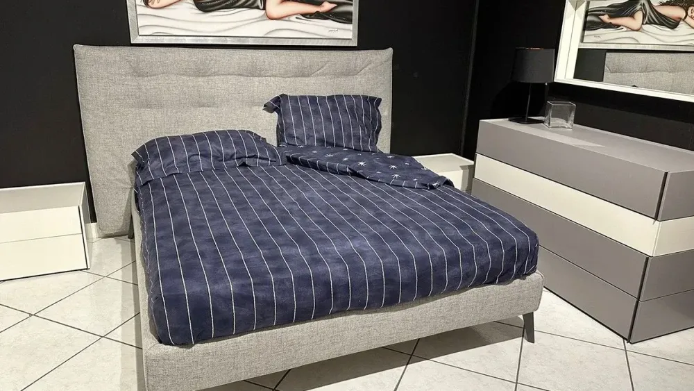 La casa moderna Camera da letto Mood in laccato opaco in Offerta Outlet- Camere Da Letto