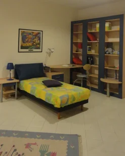Discount Cameretta Blu con letto a terra a prezzo scontato Camerette