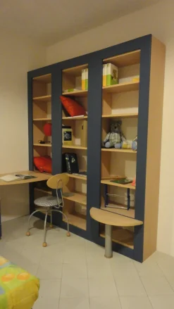 Discount Cameretta Blu con letto a terra a prezzo scontato Camerette