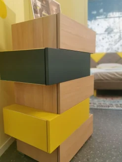 Clearance Cameretta in laccato opaco Young  Moretti compact scontata a PREZZI OUTLET Camerette