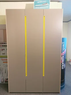 Clearance Cameretta in laccato opaco Young  Moretti compact scontata a PREZZI OUTLET Camerette