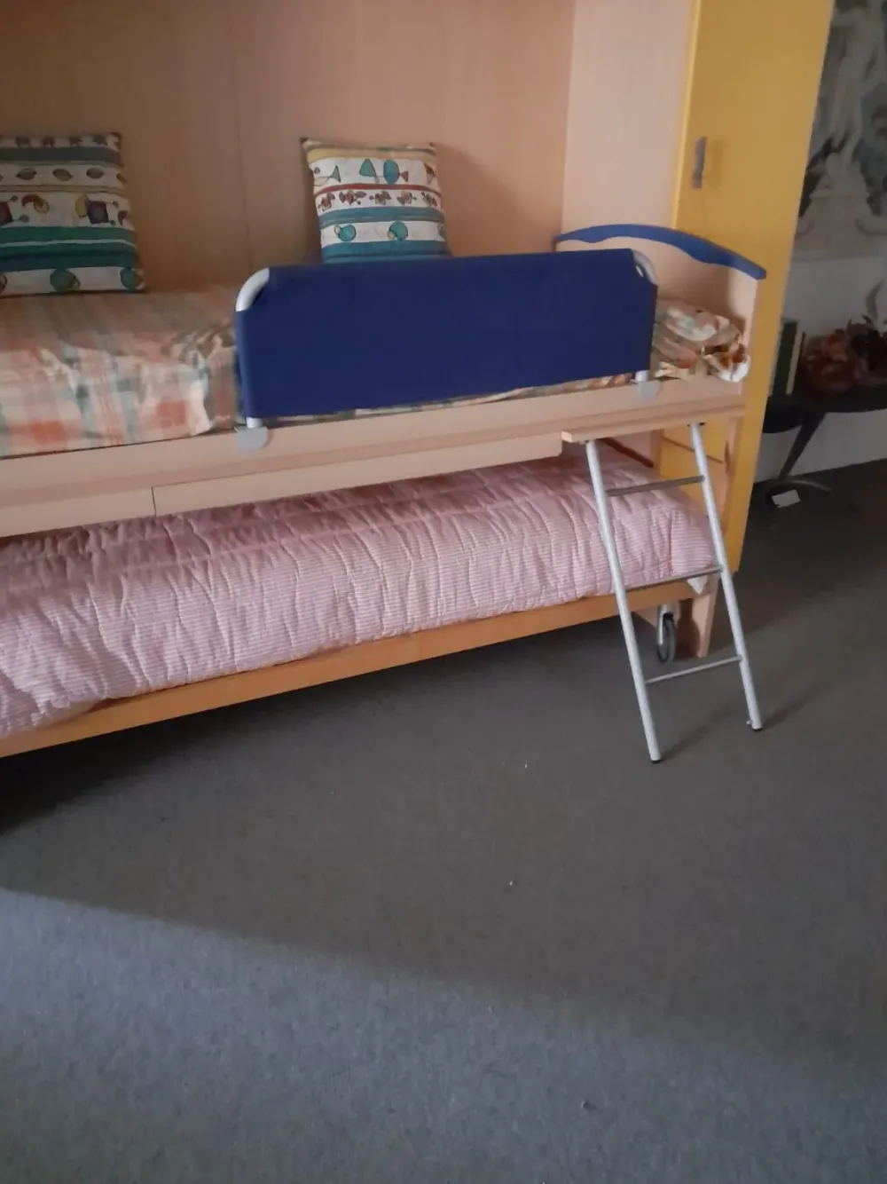 Assomobili Cameretta Santi in legno a prezzo Outlet- Camerette