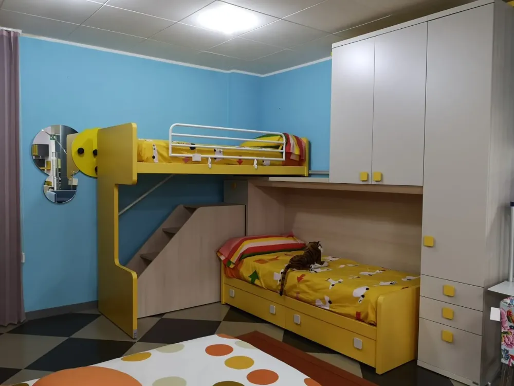 Cameretta Smart con letto a soppalco scontata^Doimo CityLine Hot