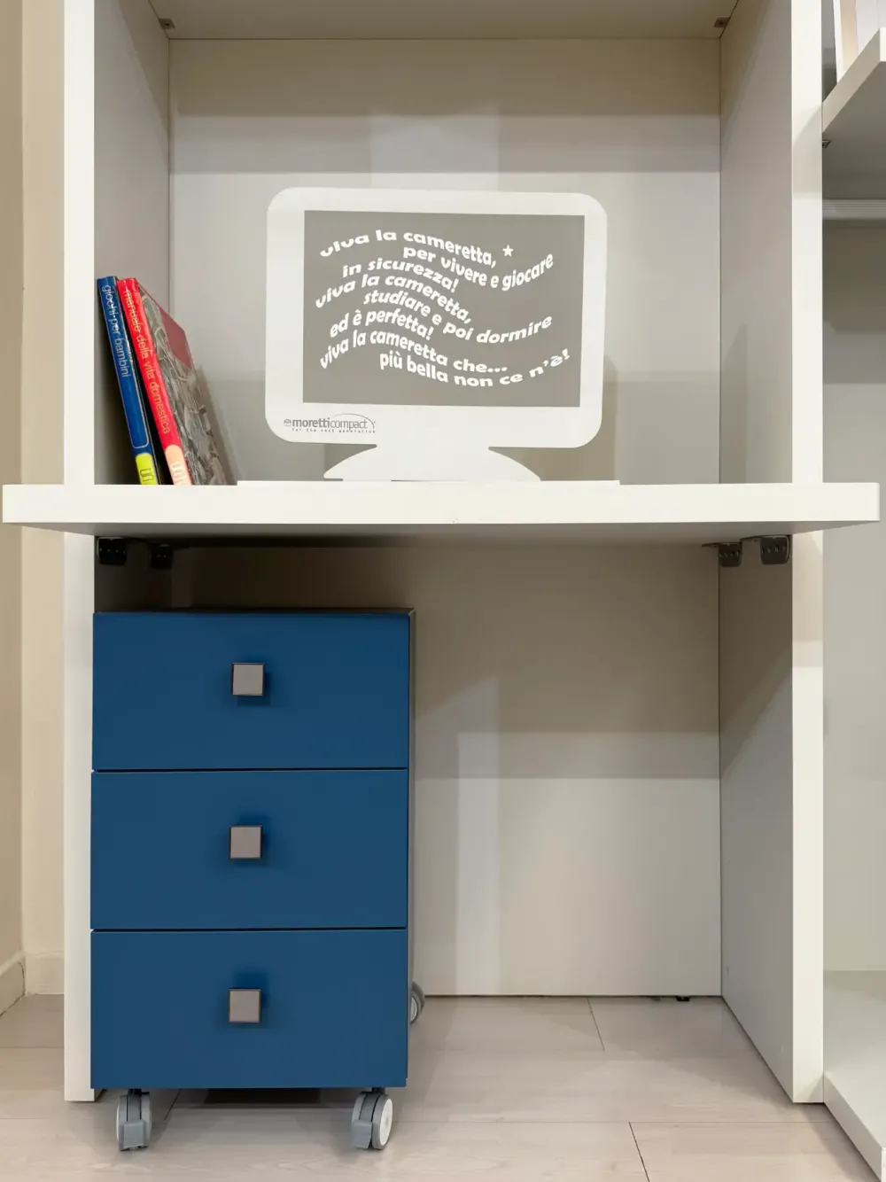 Cameretta Vogue con letto a ponte a prezzo scontato^Moretti Compact Camerette Online