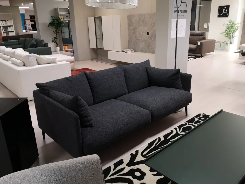 Presotto Caspar tessuto in misto piuma a prezzo scontato- Divani