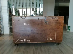 Hot Cassapanca in stile arte povera con un ribasso imperdibile Antiquariato