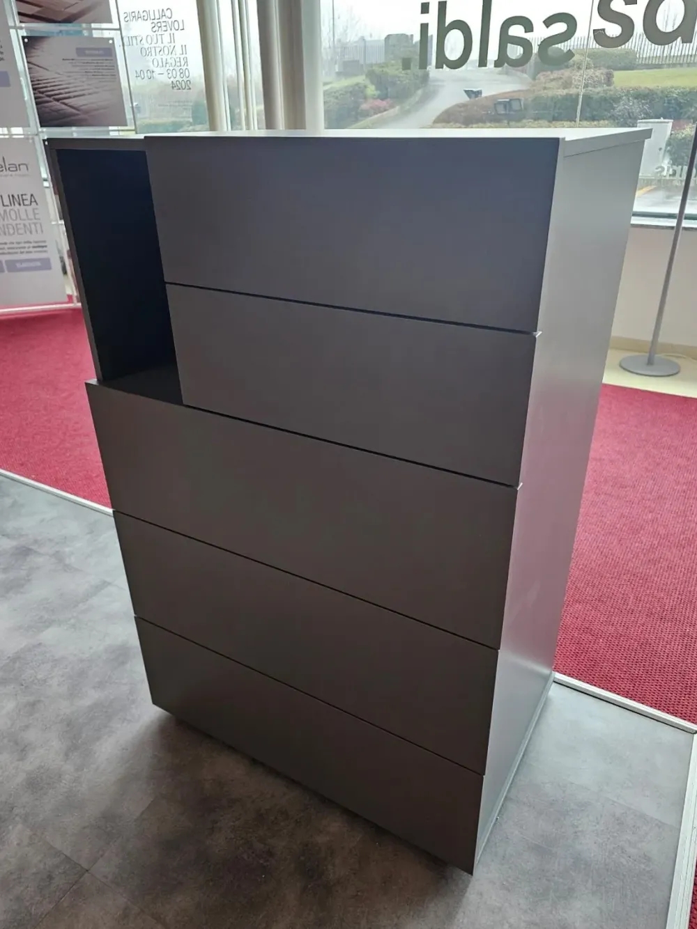 Clearance Cassettiera in Laccato opaco Theo a prezzo Outlet Cassettiere