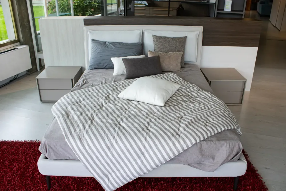 Cinquanta3 Cassettiera modello Bilbao in Laccato opaco in offerta- Cassettiere