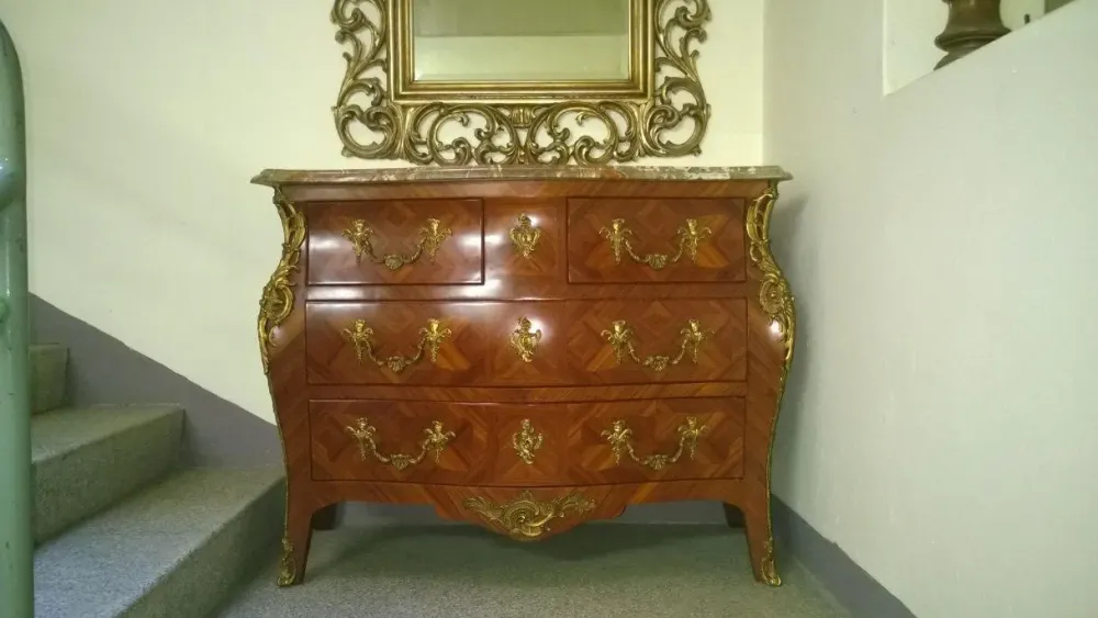 Collezione esclusiva Cassettiera modello Cassettone e comodini classico in bois de rose in Legno in offerta- Cassettiere