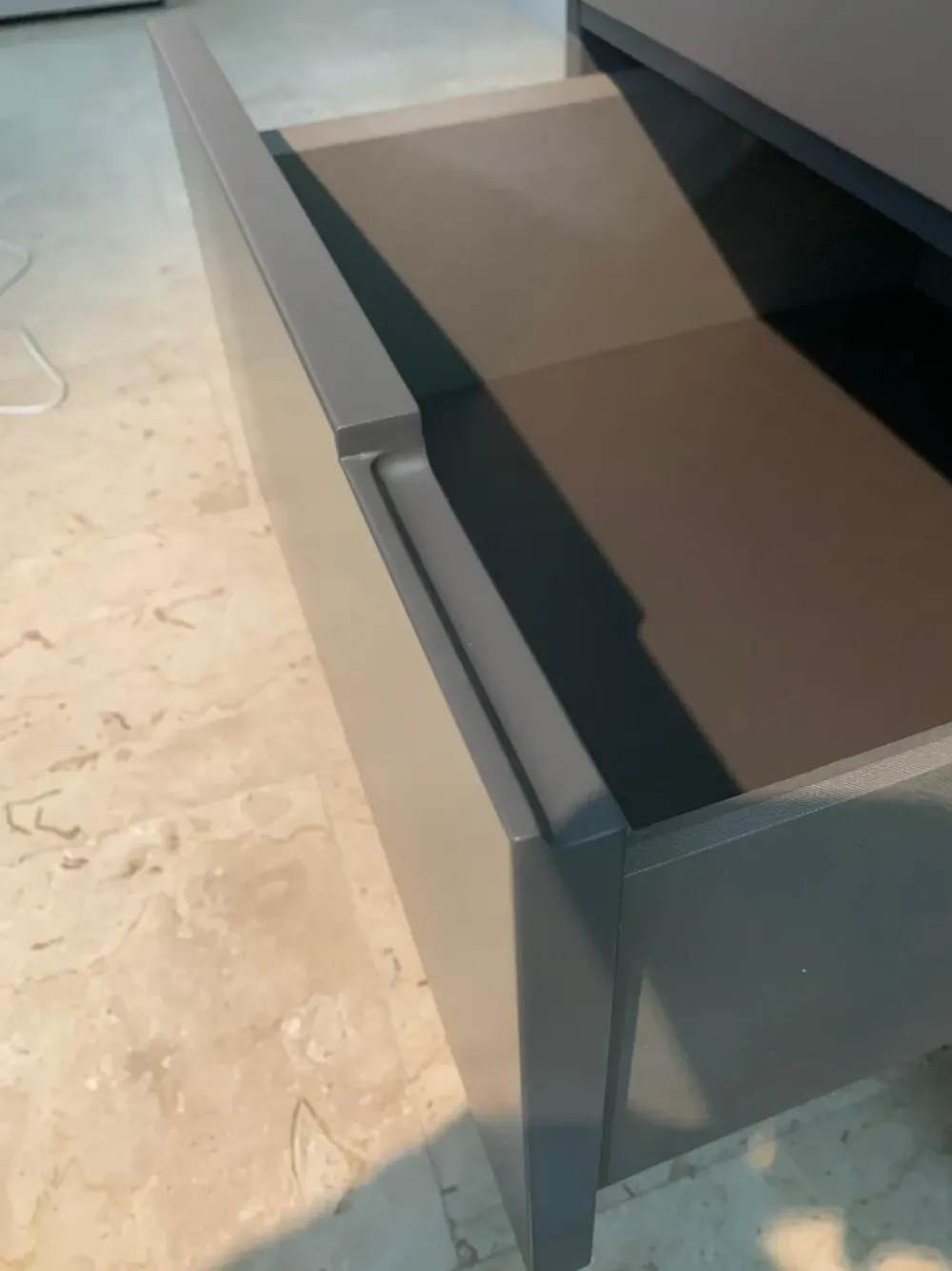 Cassettiera modello Morfeo in Laccato opaco scontata Cassettiere