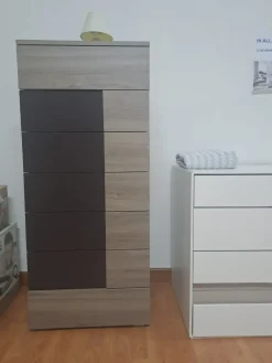 Cassettiera modello Oslo in Laccato opaco in Offerta Outlet Cassettiere