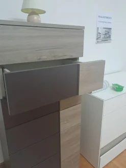 Cassettiera modello Oslo in Laccato opaco in Offerta Outlet Cassettiere