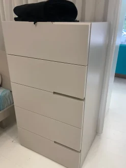 Pianca Cassettiera modello Segno laccato opaco in Laccato opaco in offerta- Cassettiere