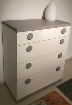 Cassettiera Moderna modello qik a marchio a prezzo Outlet Cassettiere