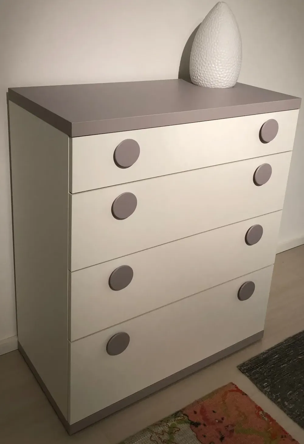 Cassettiera Moderna modello qik a marchio a prezzo Outlet Cassettiere